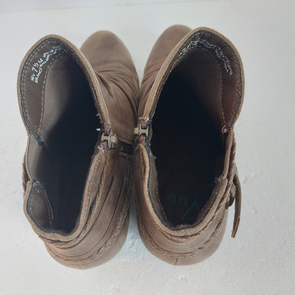 Yuu Women ankle boots brown size 7.5M - Picture 5 of 10